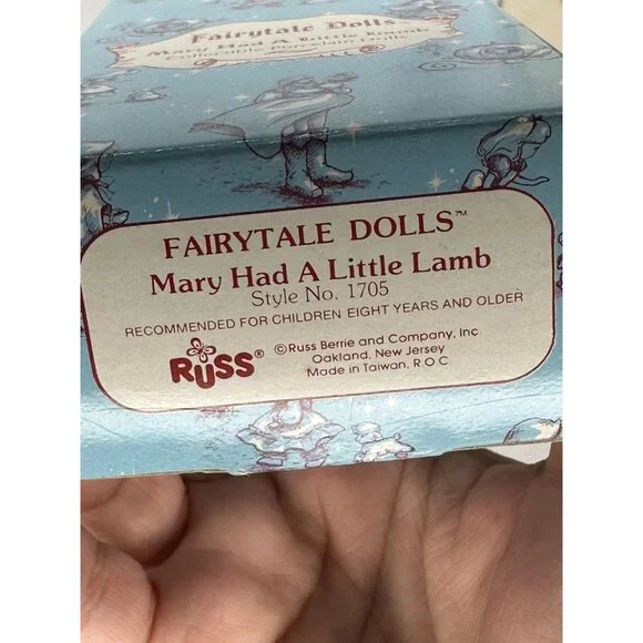 Vintage Russ Berrie Fairytales Mary Had A Little Lamb Porcelain Doll #1705 - Picture 9 of 11
